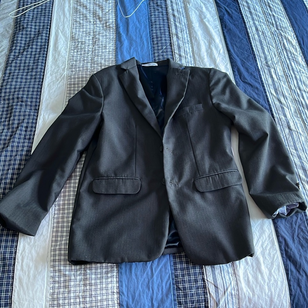 3/$15 Dark Gray  IZOD BOYS SIZE 12 BLAZER!